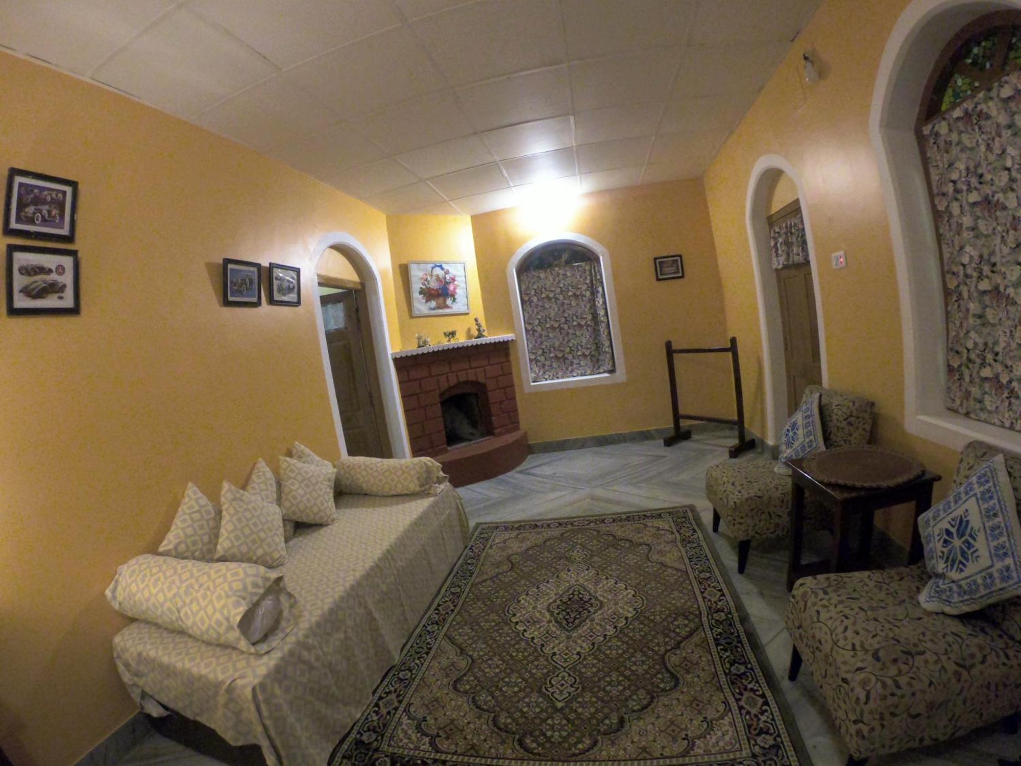 La Address Retreat - The Heritage Bed & Breakfast Ooty