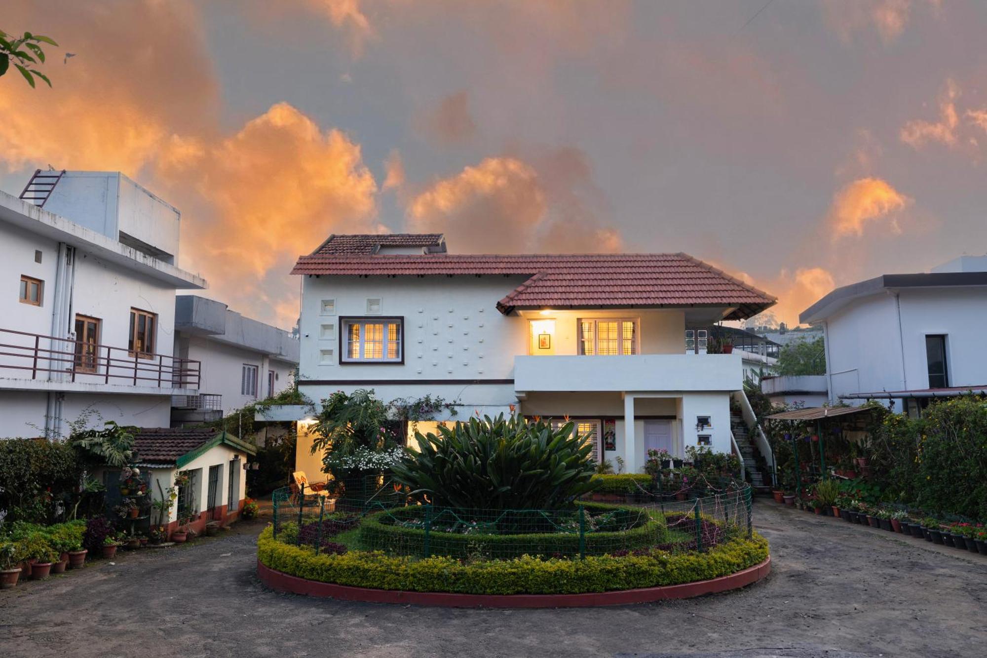 Colonels Homestay Ooty