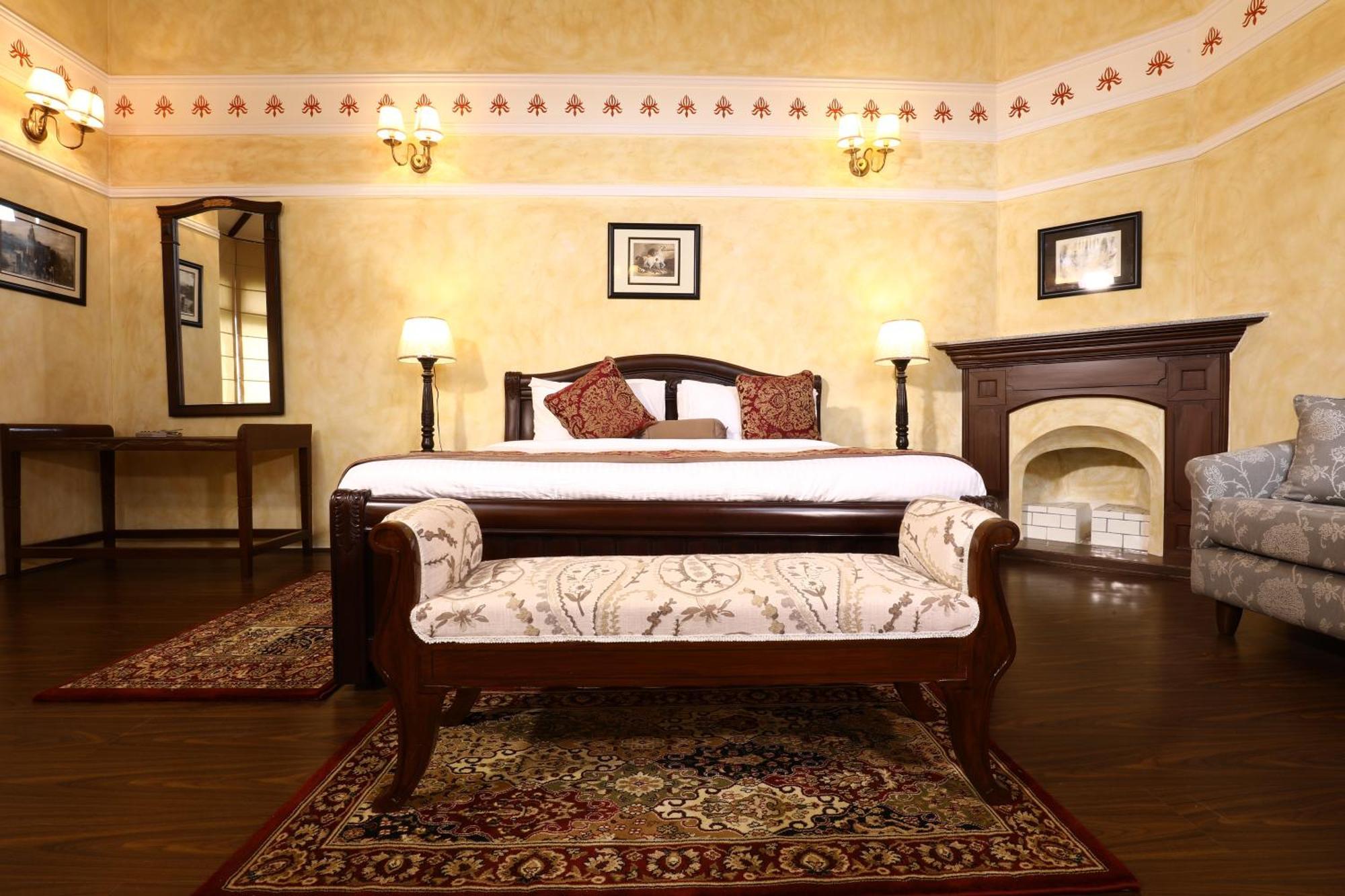 7 Bhk Luxury Heritage - Rock Villa *