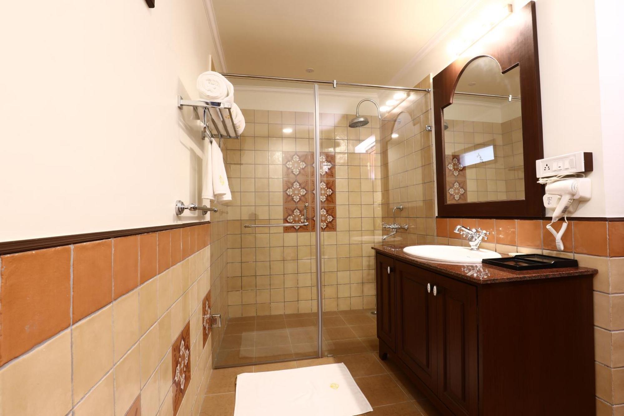 7 Bhk Luxury Heritage - Rock *
