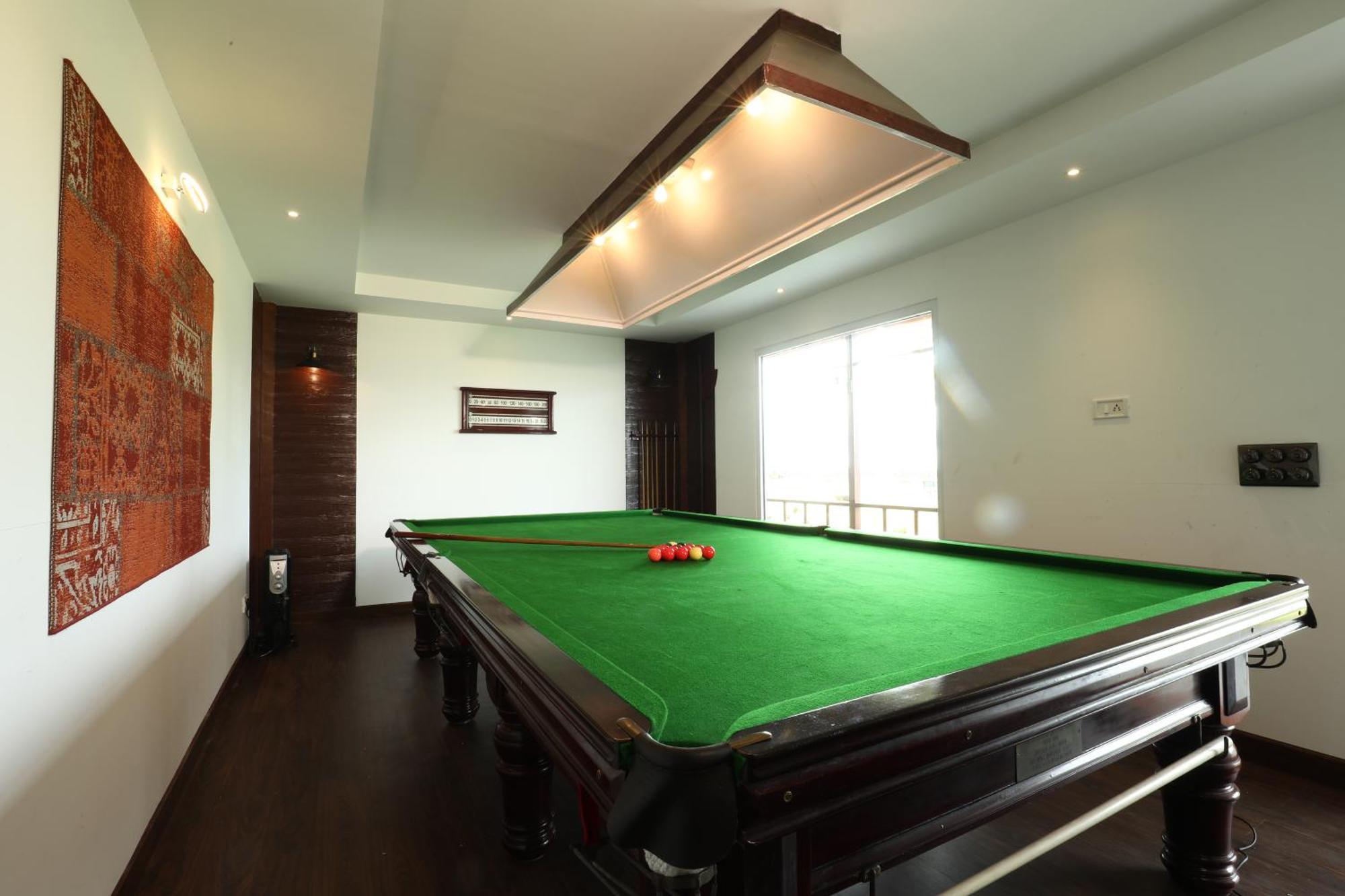 Villa 7 Bhk Luxury Heritage - Rock