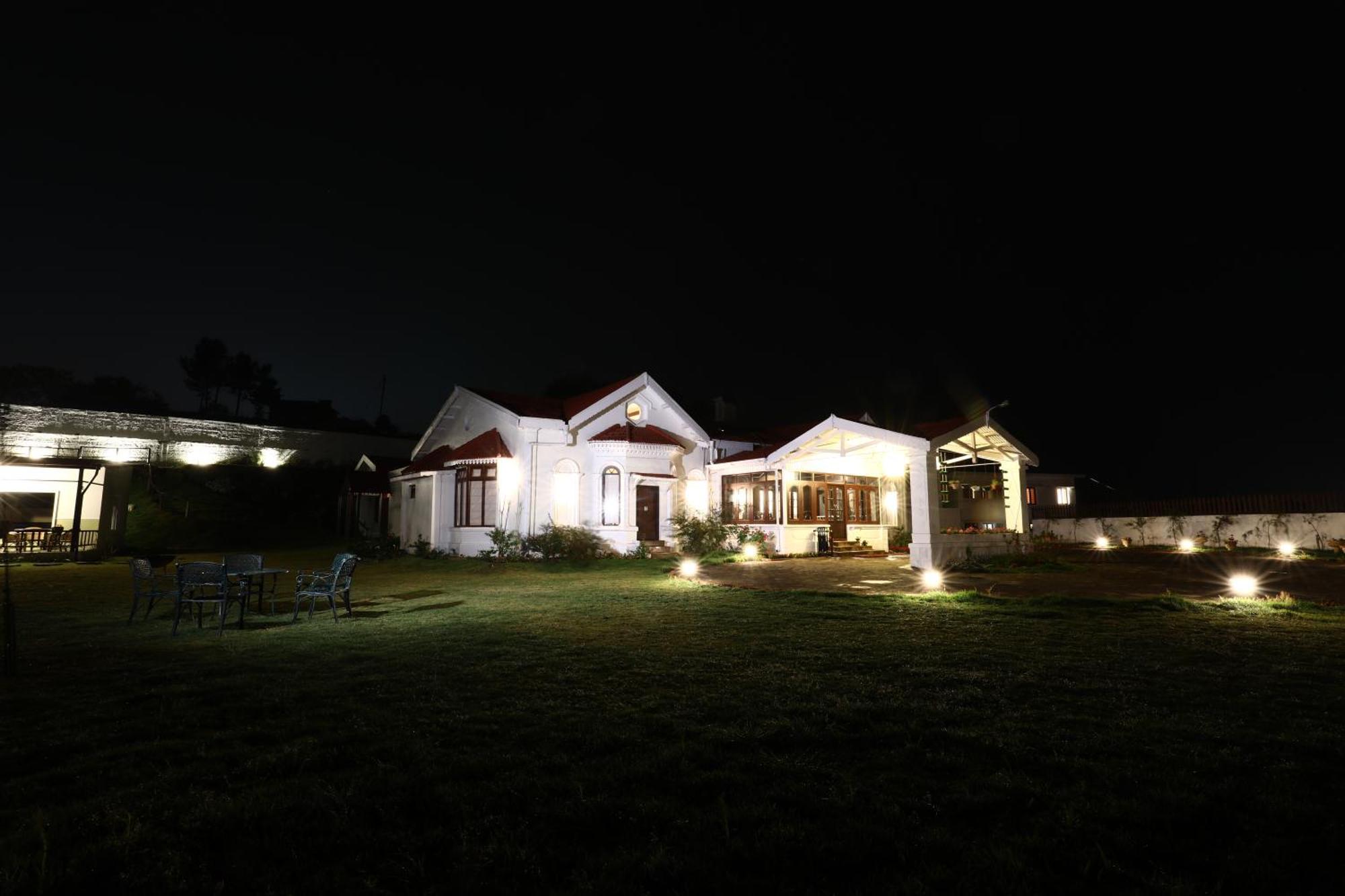 7 Bhk Luxury Heritage - Rock Villa Ooty