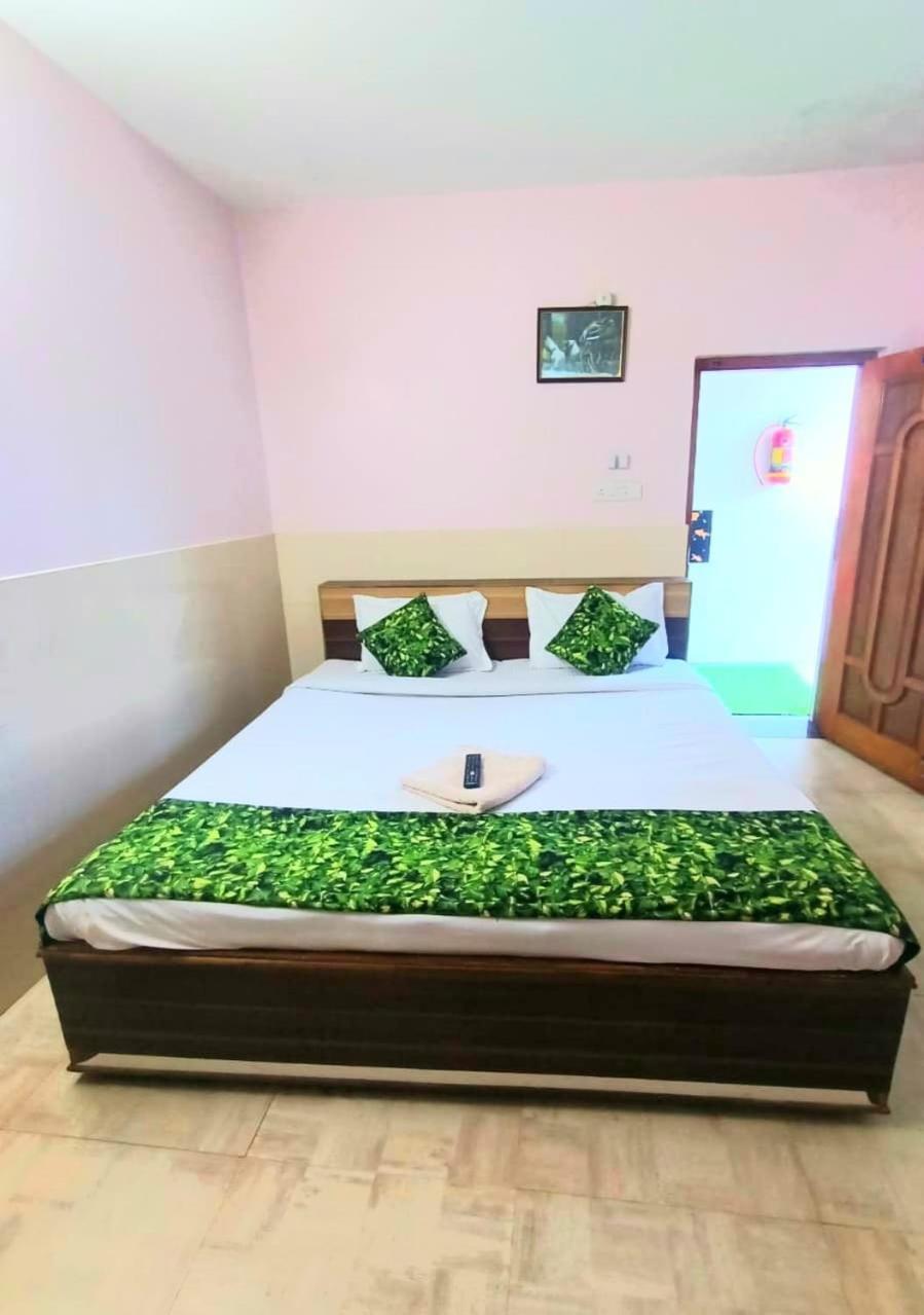 Hotel 5pillers Residency 2*