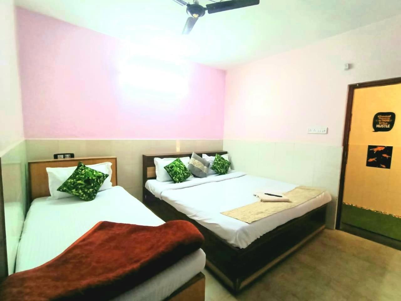 Hotel 5pillers Residency