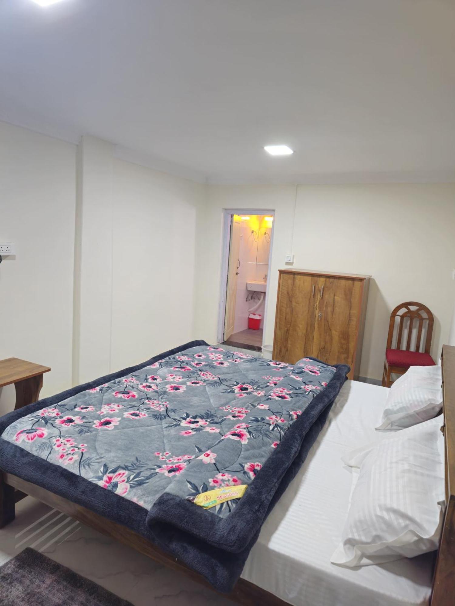 Hotel Hilldown 2*