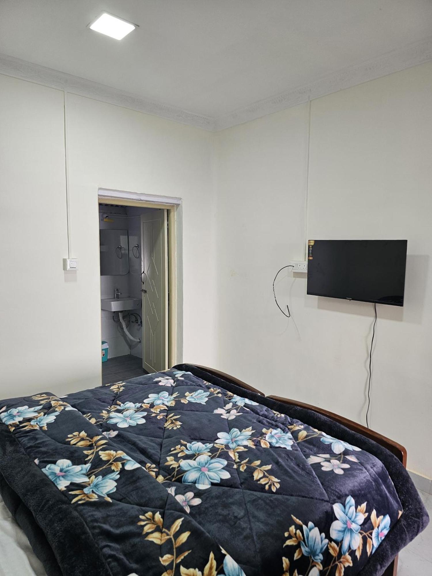 Hotel Hilldown 2*