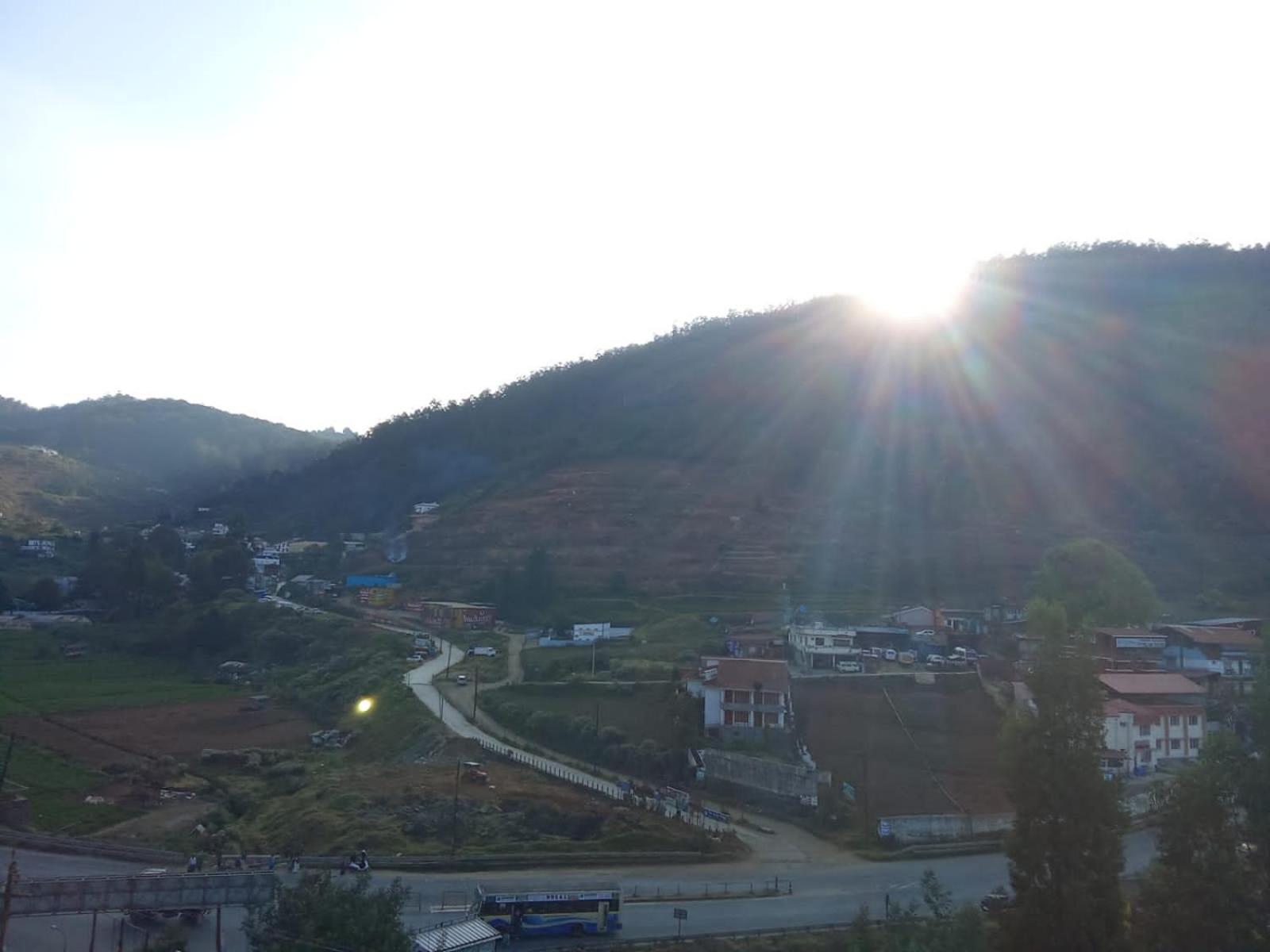 Hotel Queenhill Residency 2 Ooty