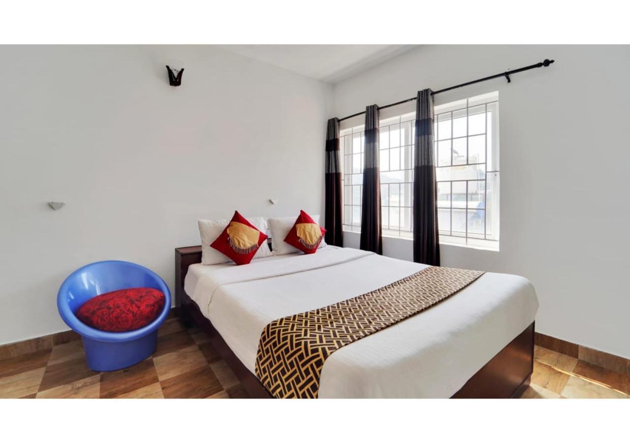 Apartment Rich Queen House