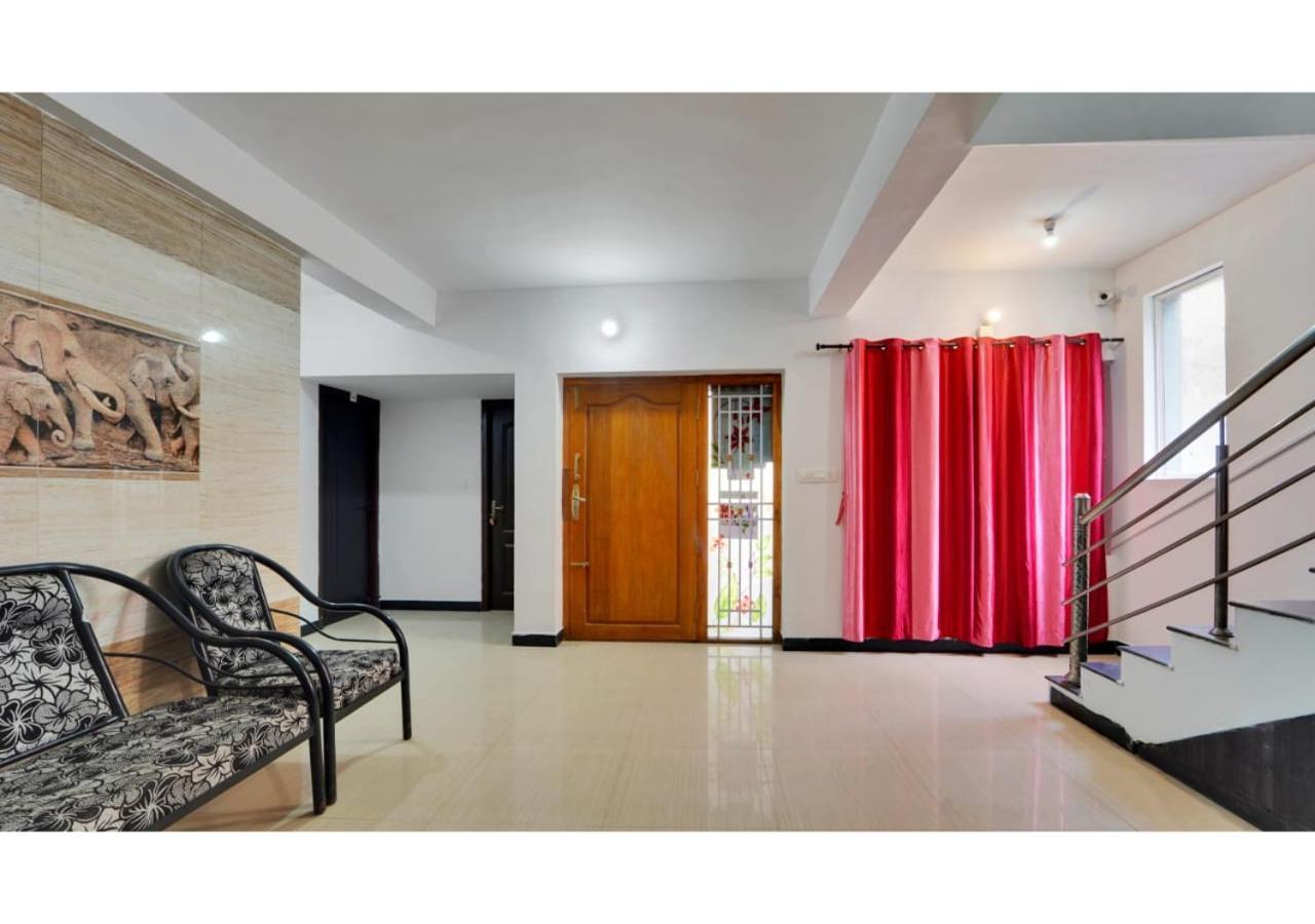 Rich Queen House * Ooty