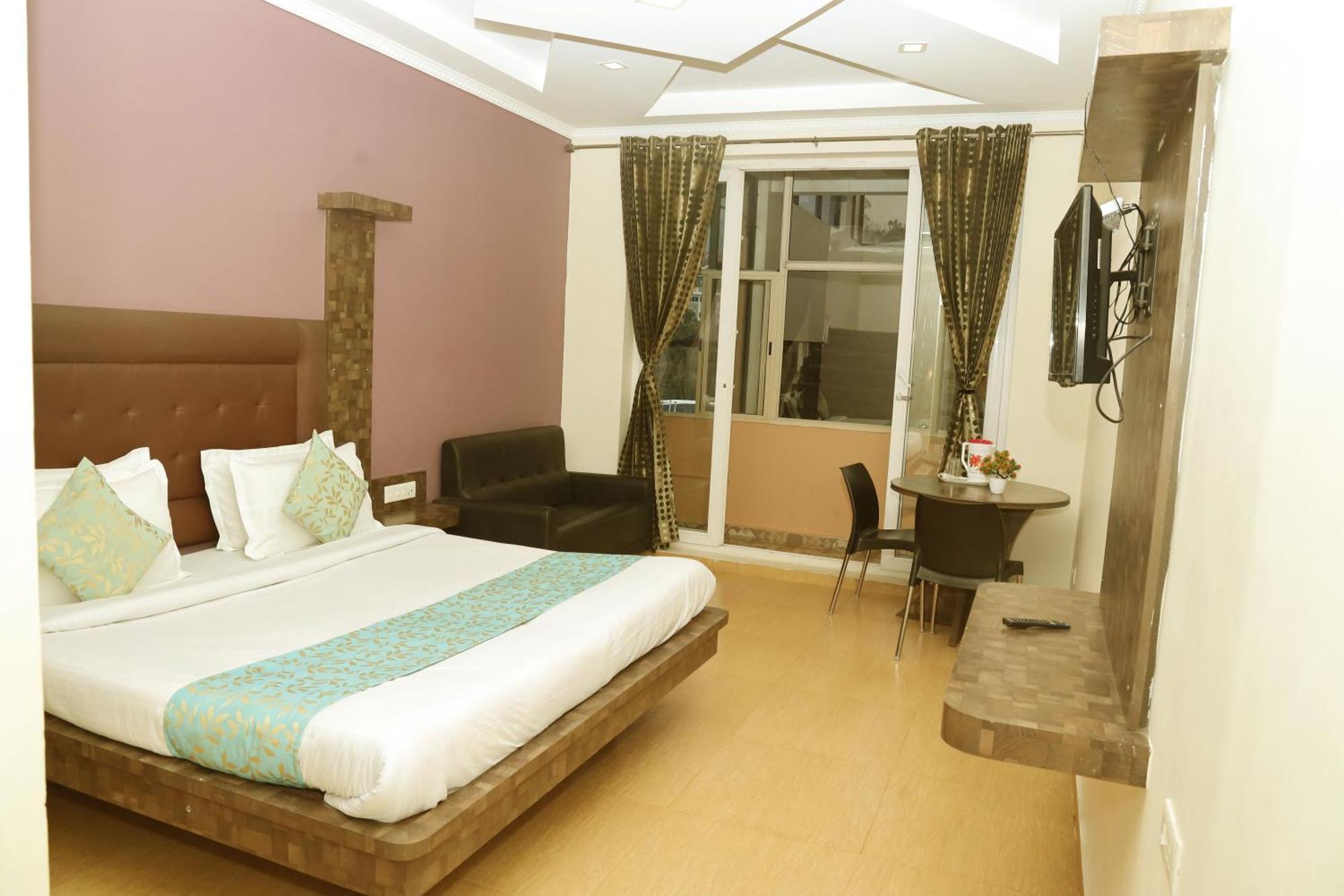 Divi Heritage 3*