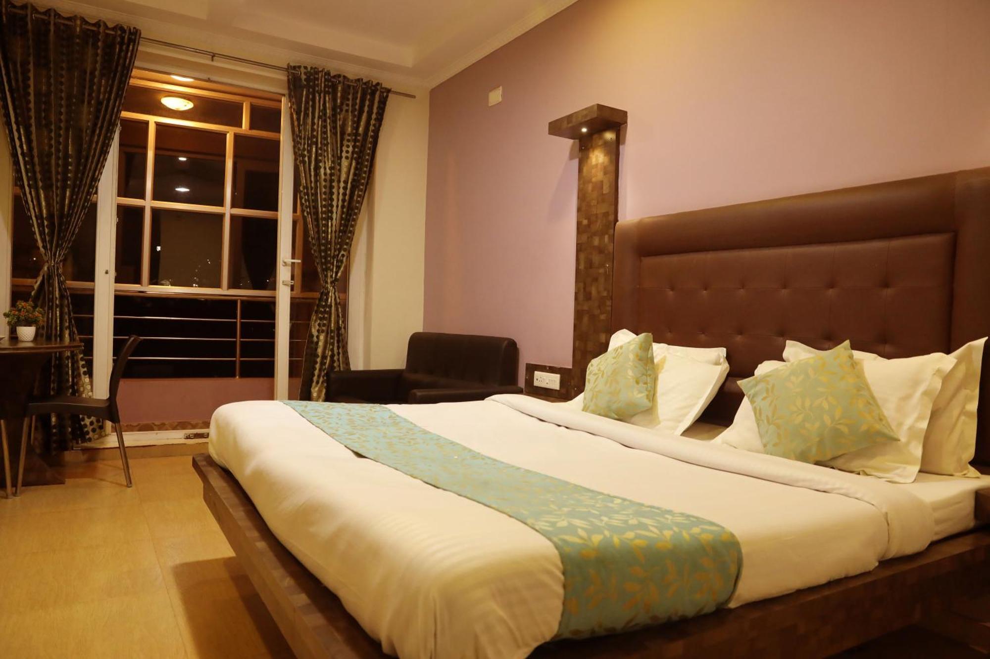 Divi Heritage 3*