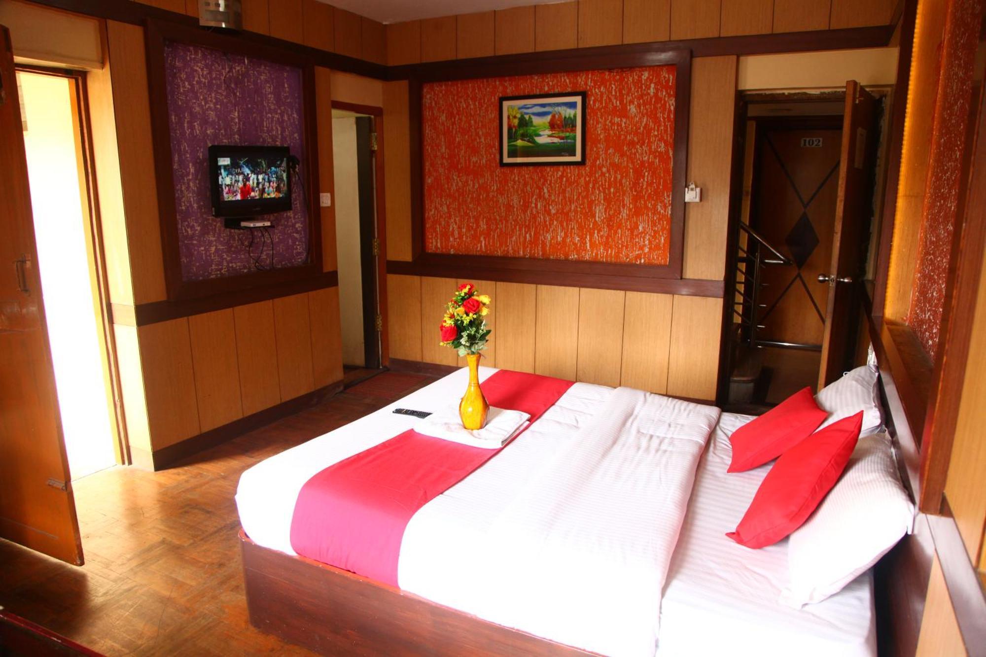 Shiv Shanthi Moorthi Hospitality Hotel Ooty