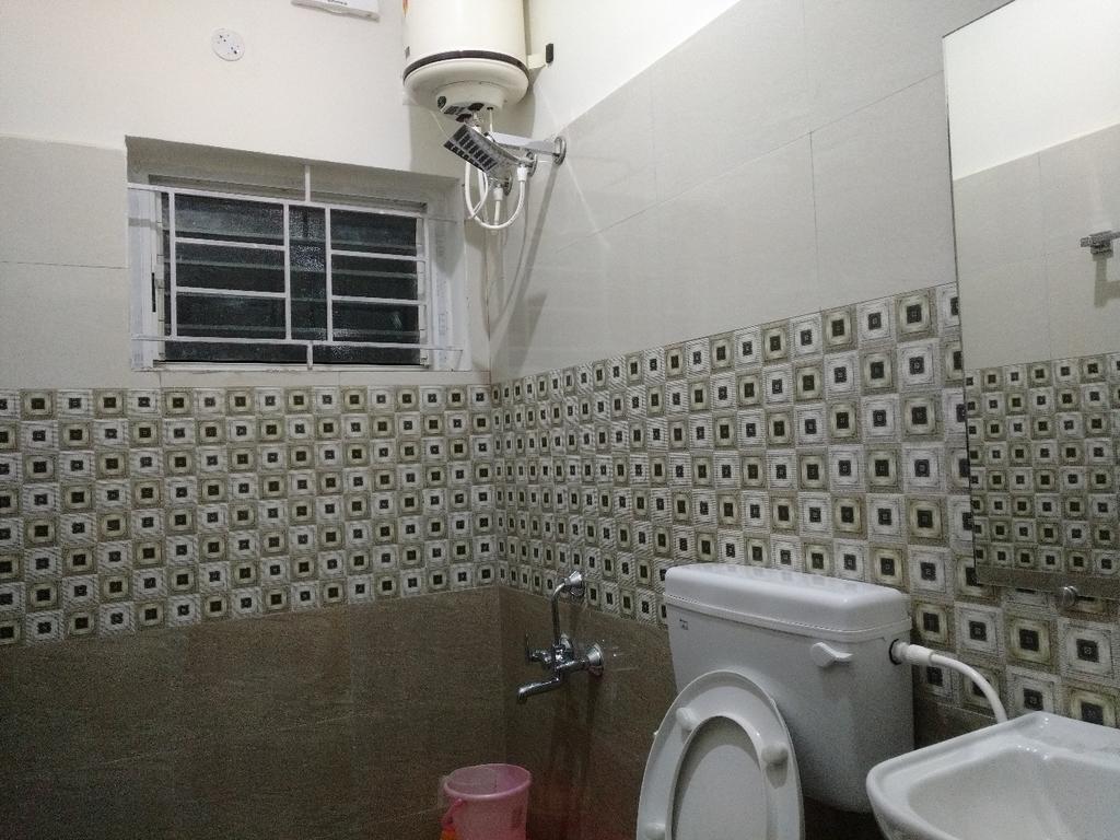 Kumaran Bed & Breakfast *