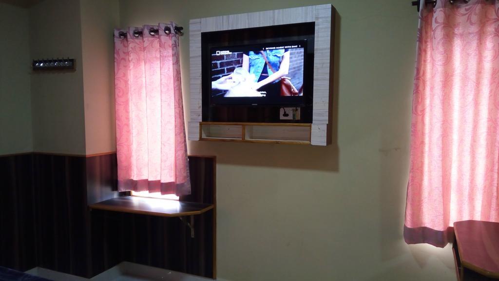 S.k Hotel *