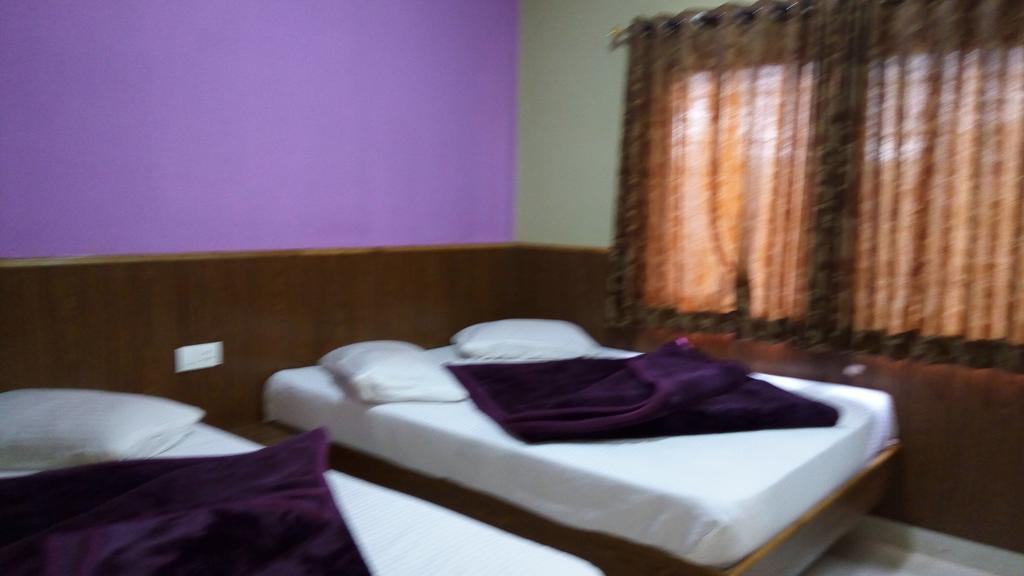 Hotel S.k *
