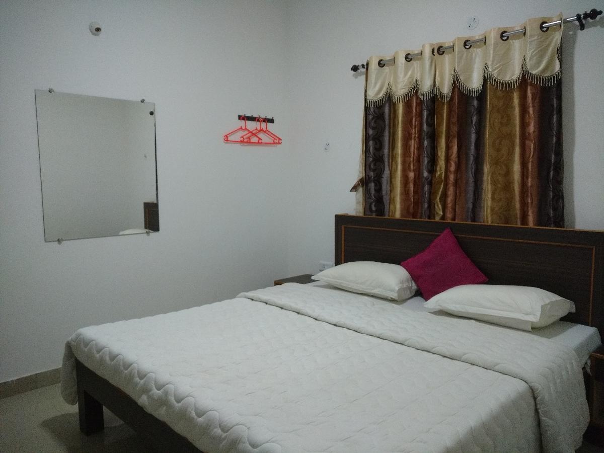 Kumaran Bed & Breakfast Ooty