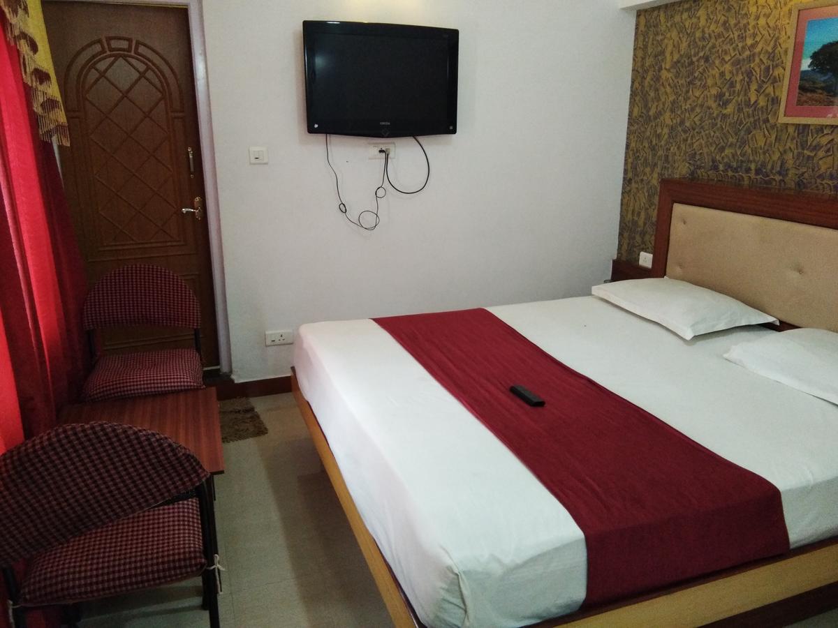 Resort Park Side Residency 2*