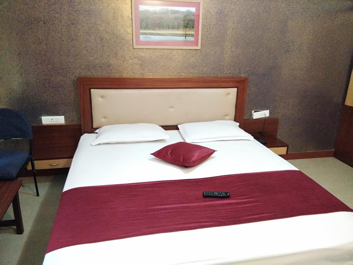 Resort Park Side Residency 2*