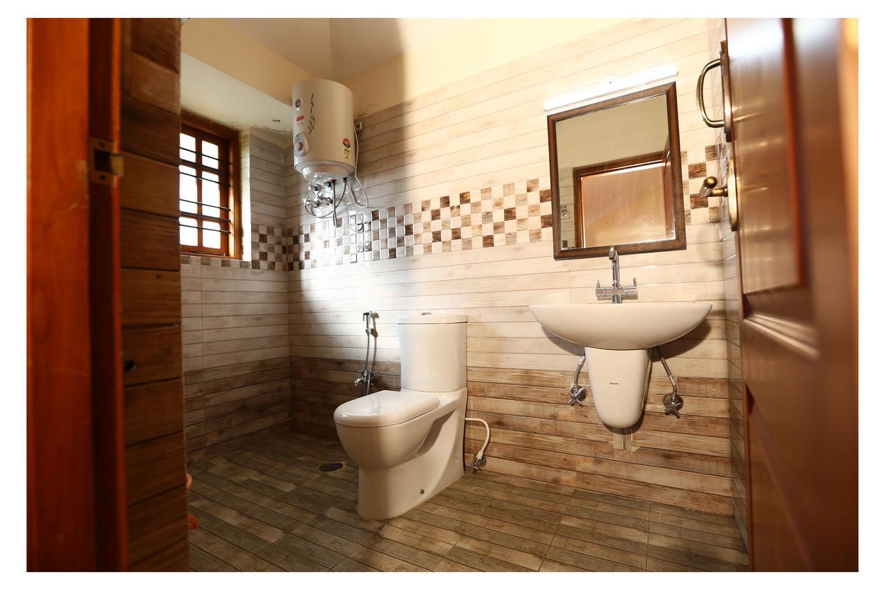 Hotel Green Moon Residency