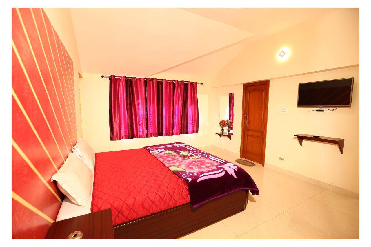 Green Moon Residency Hotel