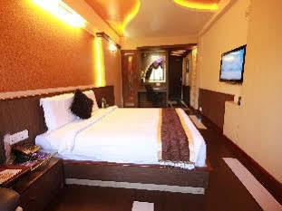 Astoria Residency 2*