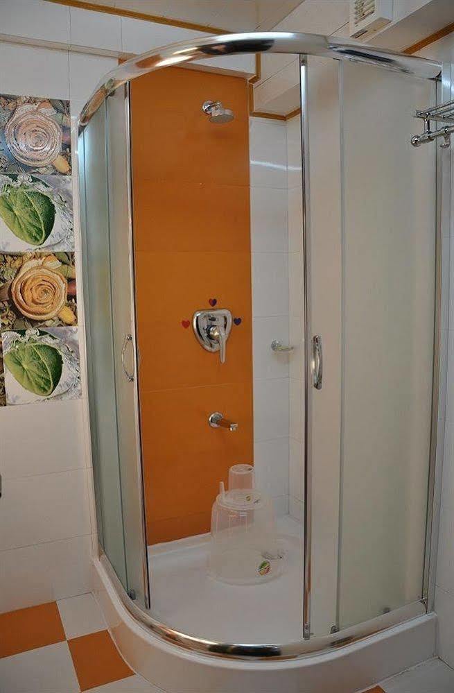 Astoria Residency Hotel 2*