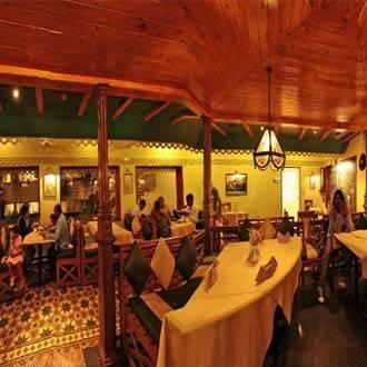 Nahar Nilgiris Hotel 3*