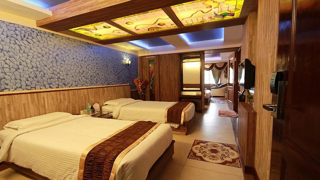 Hotel Astoria Residency 2*