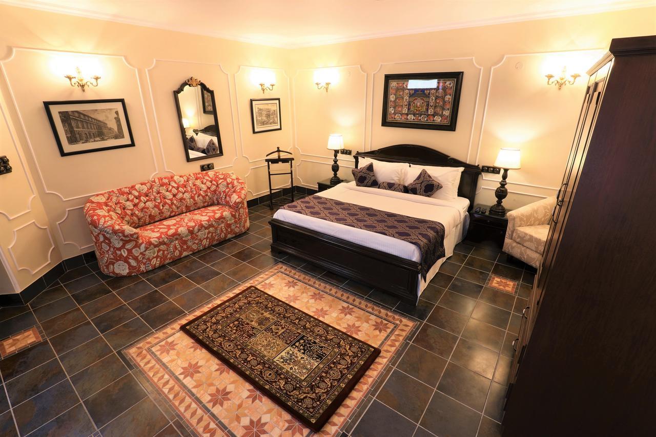 Villa 7 Bhk Luxury Heritage - Rock