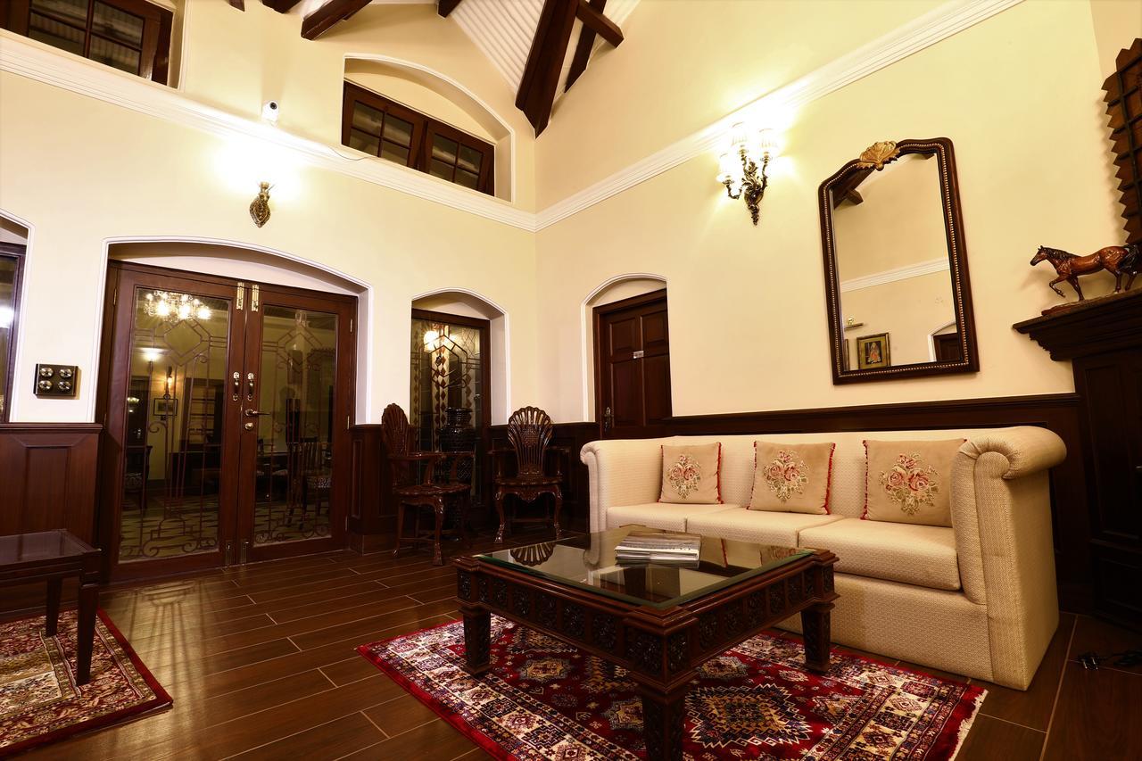 7 Bhk Luxury Heritage - Rock Villa