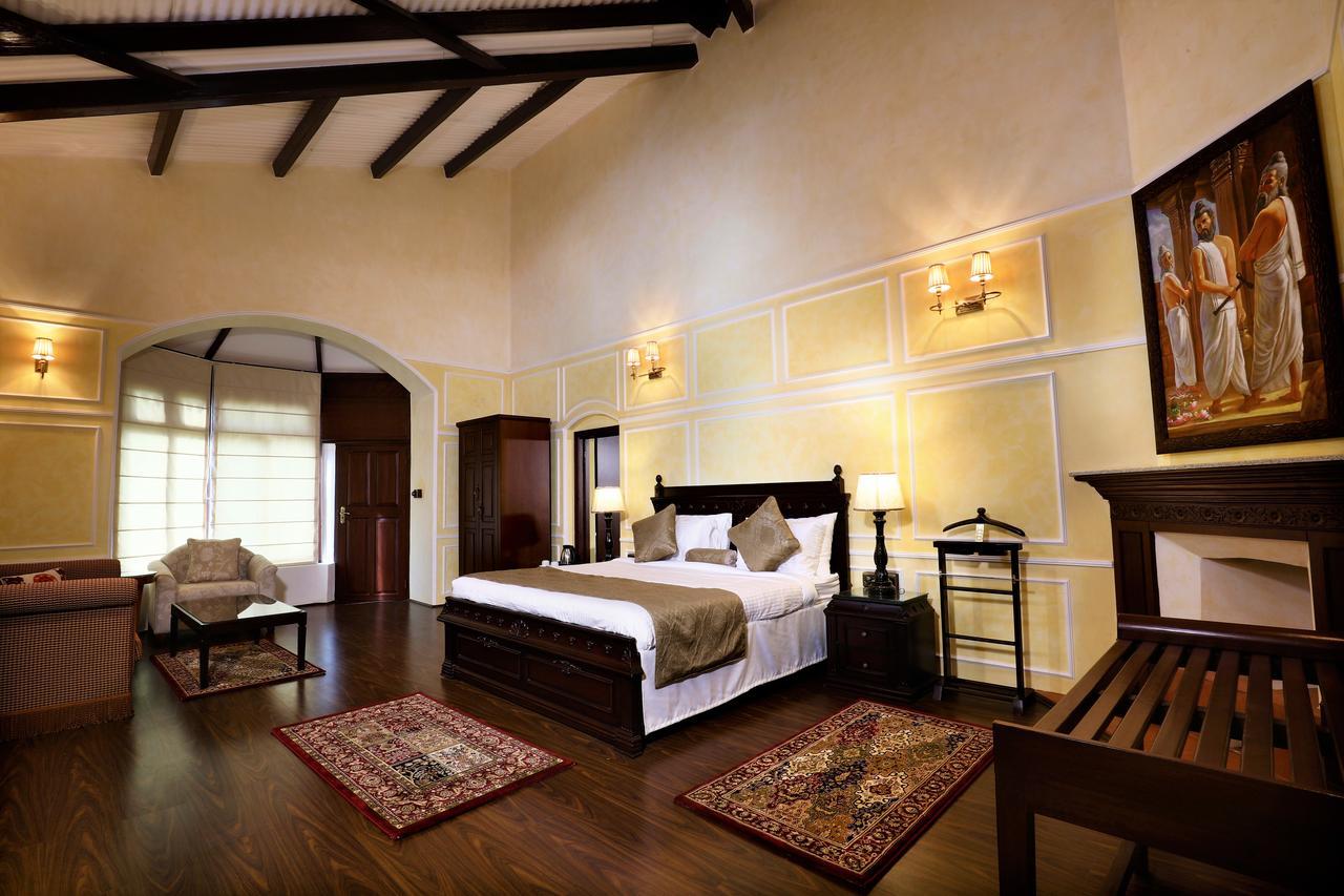 7 Bhk Luxury Heritage - Rock Villa