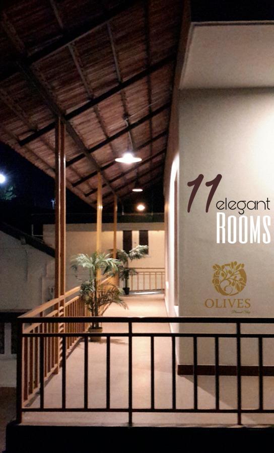 Olives Pleasant Hotel *