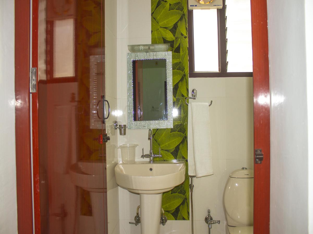 Oyo 3217 Kurinji Residency 3*