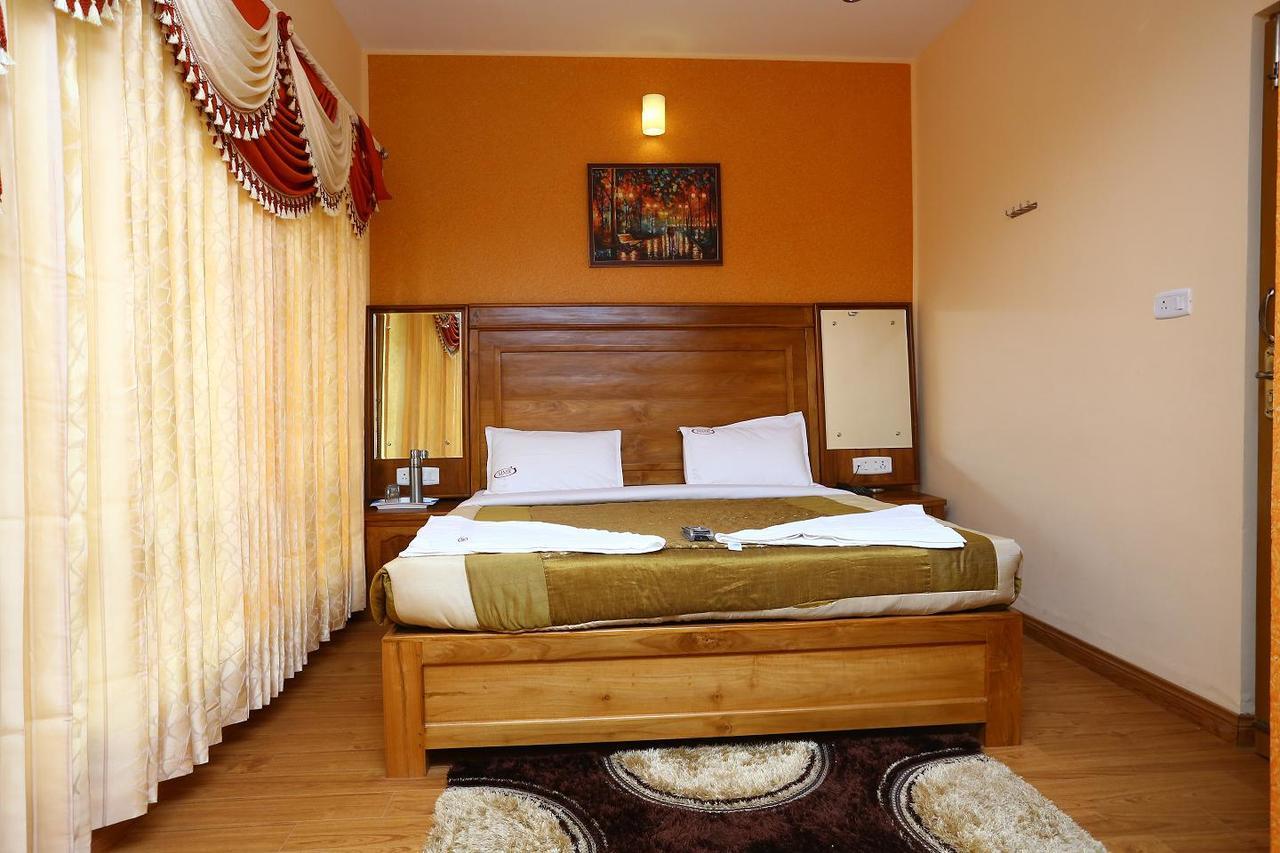 Mmr Grand Hotel *