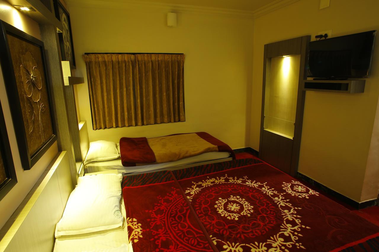 City Palace * Ooty