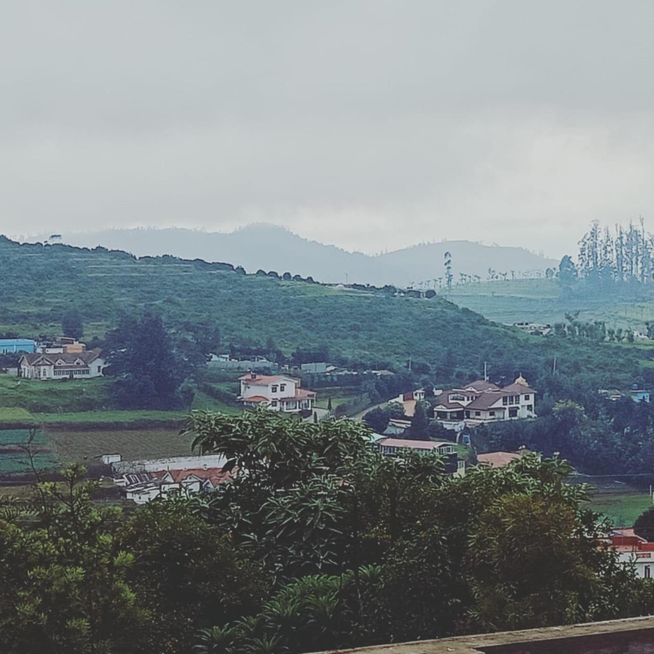 Albisville Hilltop Mansion