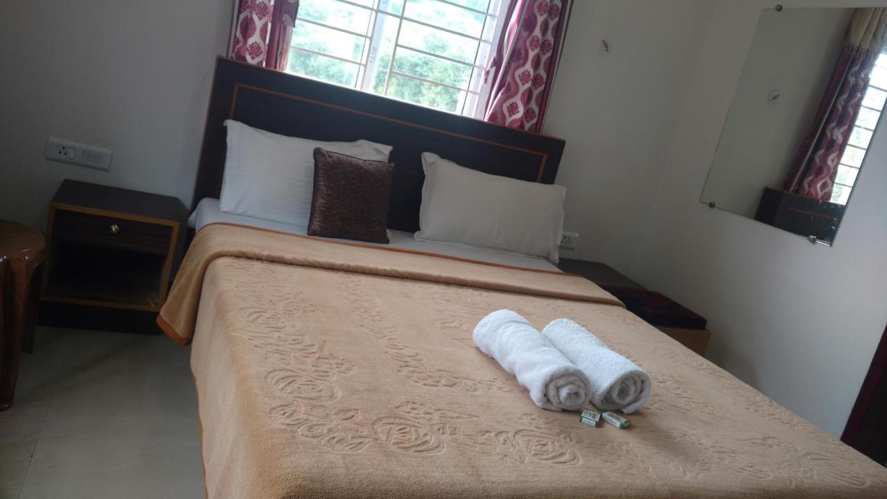 Bed & Breakfast Kumaran Ooty