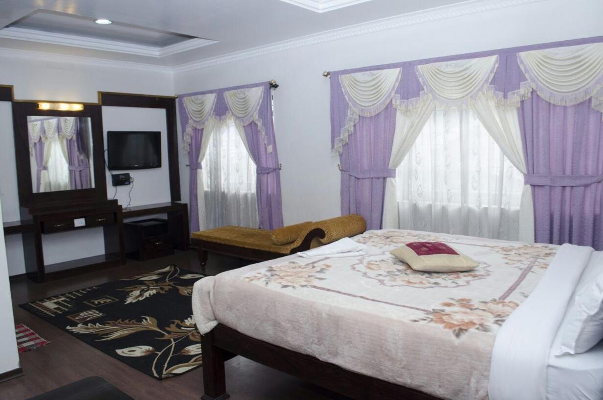 Hotel Kurinji Residency Ooty