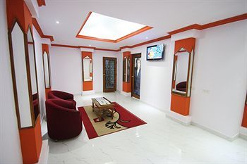 Hotel Howard Johnson India Ooty