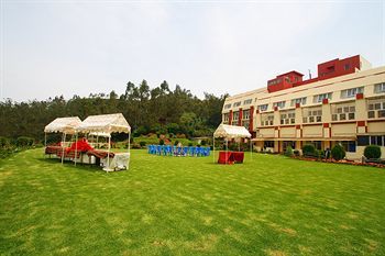 Howard Johnson India Hotel 3*