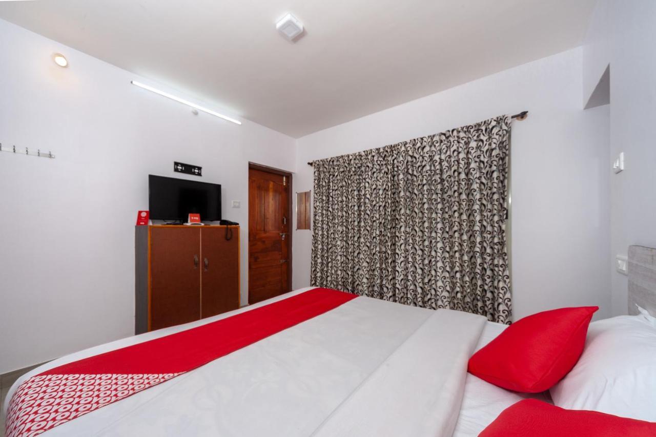 Oyo 17079 Valley Homes Hotel 3*