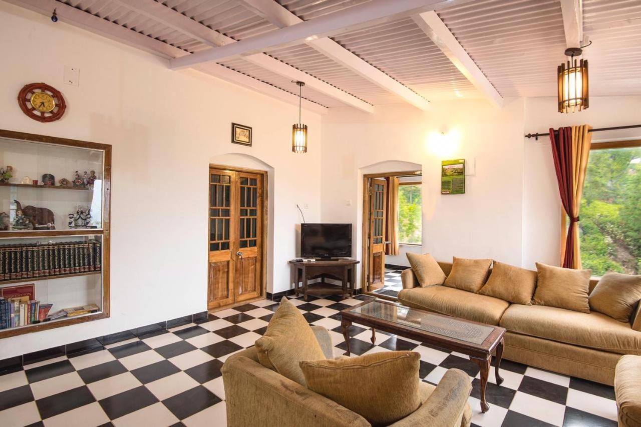 Homestay Hide Away *