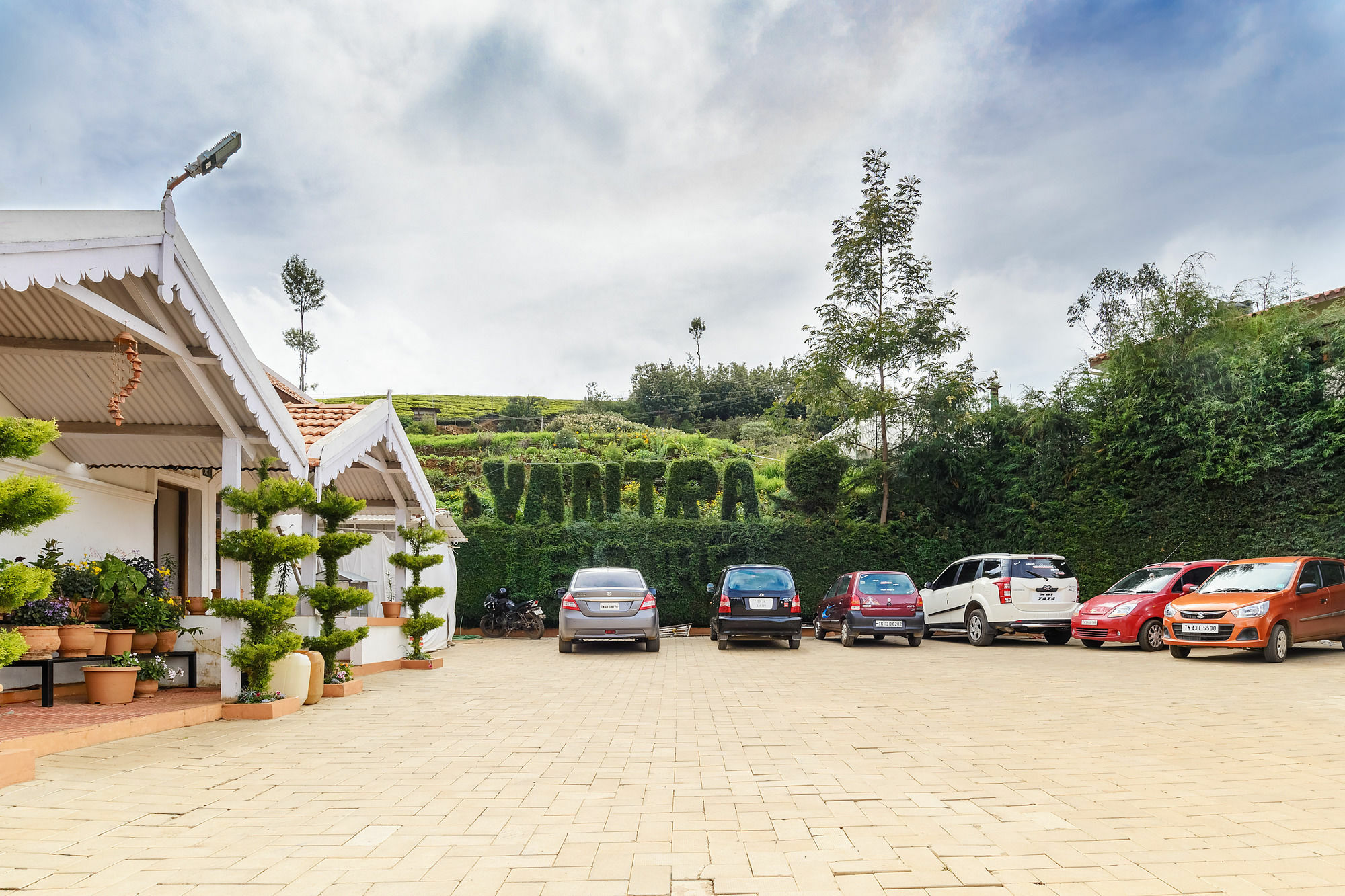 Treebo Trend Yantra Leisures