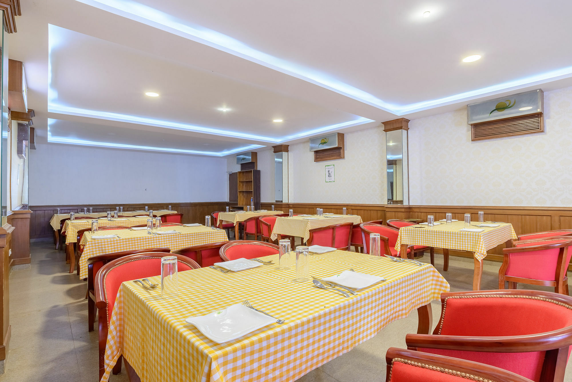 Treebo Trend Yantra Leisures Ooty