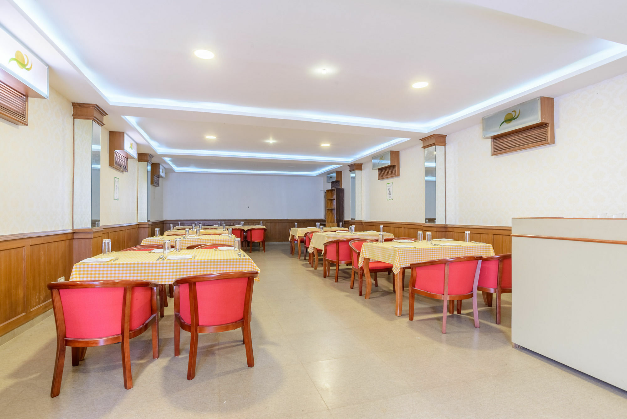 Treebo Trend Yantra Leisures