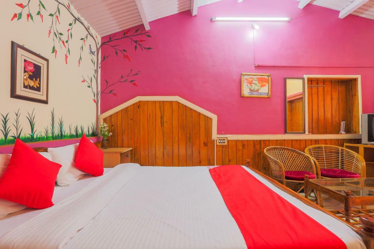 Oyo 41946 Aishwarya Hotel 3*