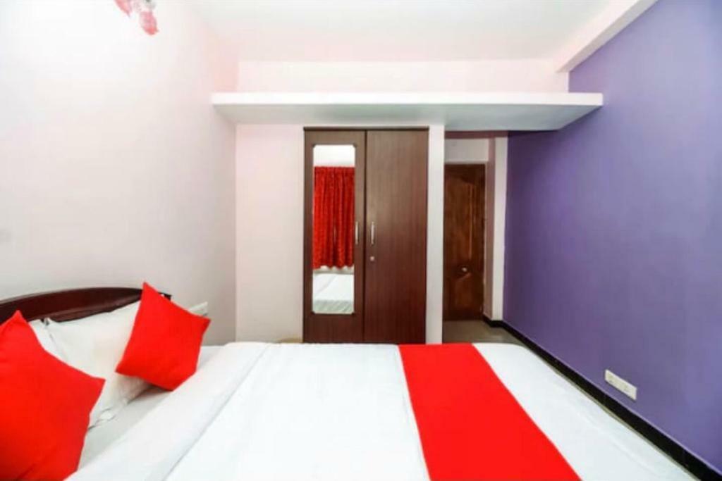 Guest house Falcon *