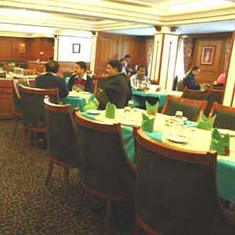 Nahar Nilgiris Hotel 3*