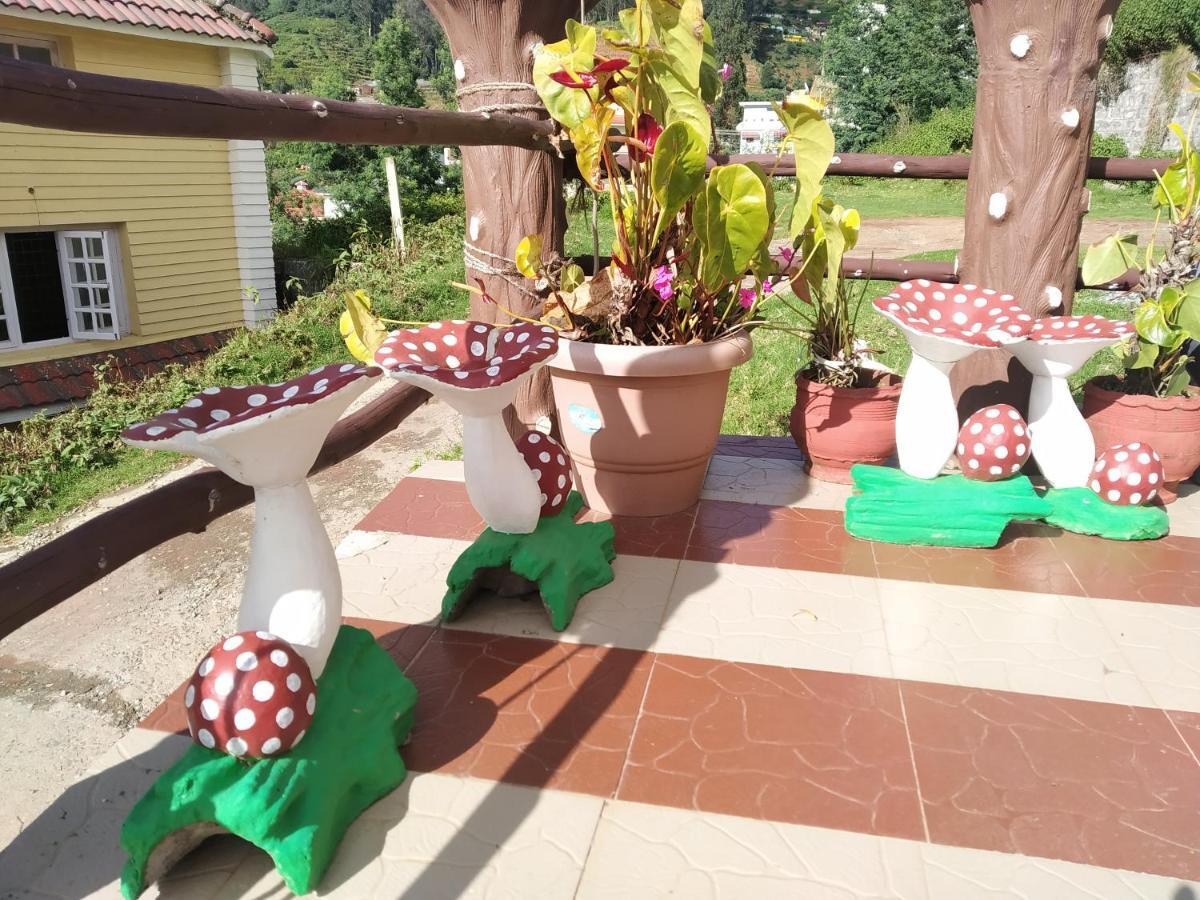 Ooty Dormitories Hotel *