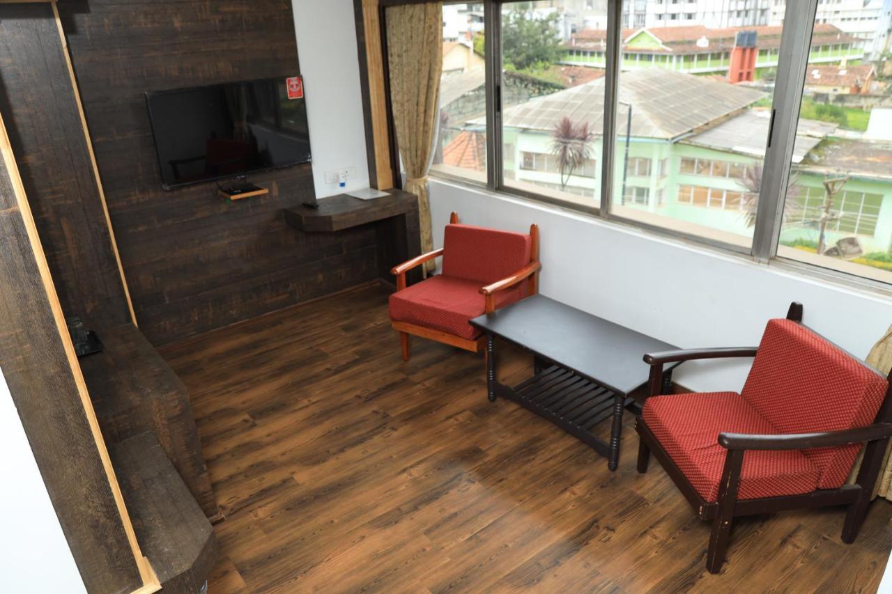 Durga Hotel